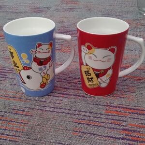 Lucky Cat Mugs Set in Blue and Red